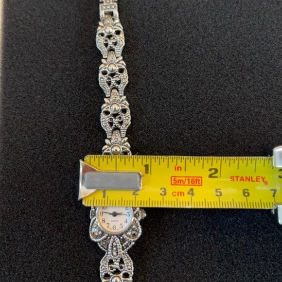 VINTAGE | Silver-tone Bracelet Watch Black Stones Filigree Band-NEW Battery - Picture 9 of 11